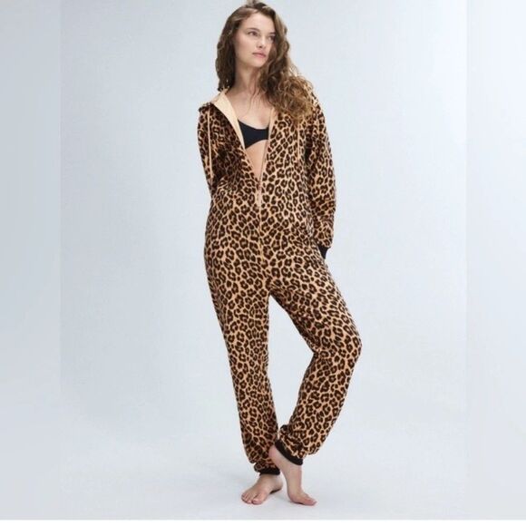 Savage Fenty One-piece Womens XS Leopard Print Hooded Lounge Pajamas Jumpsuit - Picture 1 of 16
